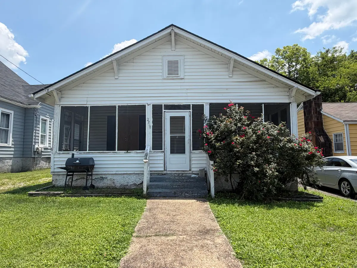 2918 N Chamberlain Avenue, Chattanooga, TN 37406 - #1