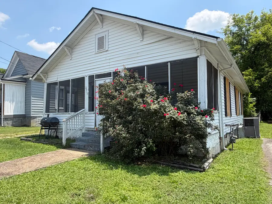 2918 N Chamberlain Avenue, Chattanooga, TN 37406 - #2