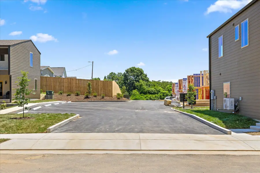 2704 Long Street #112, Chattanooga, TN 37408 - #3