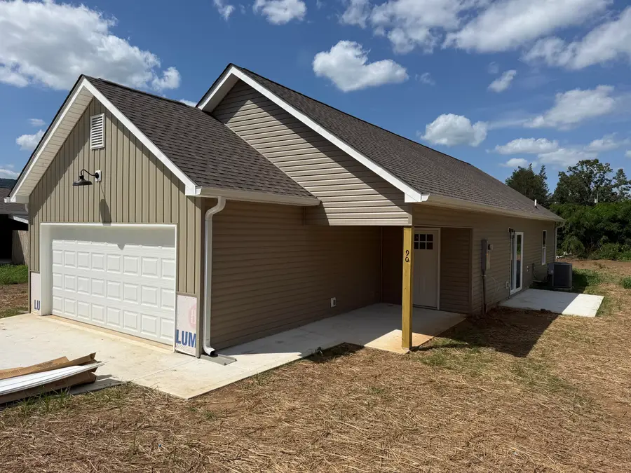 90 Cleveland Avenue, Pikeville, TN 37367 - #2