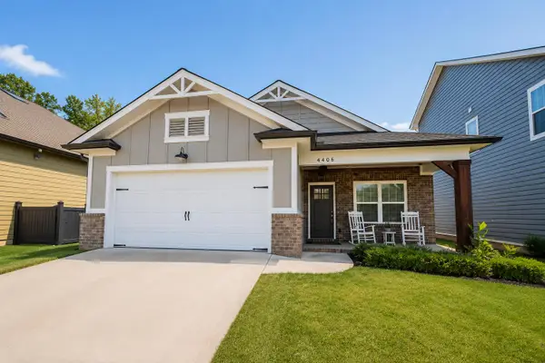 8440 Cherrybark Lane, Ooltewah, TN 37363