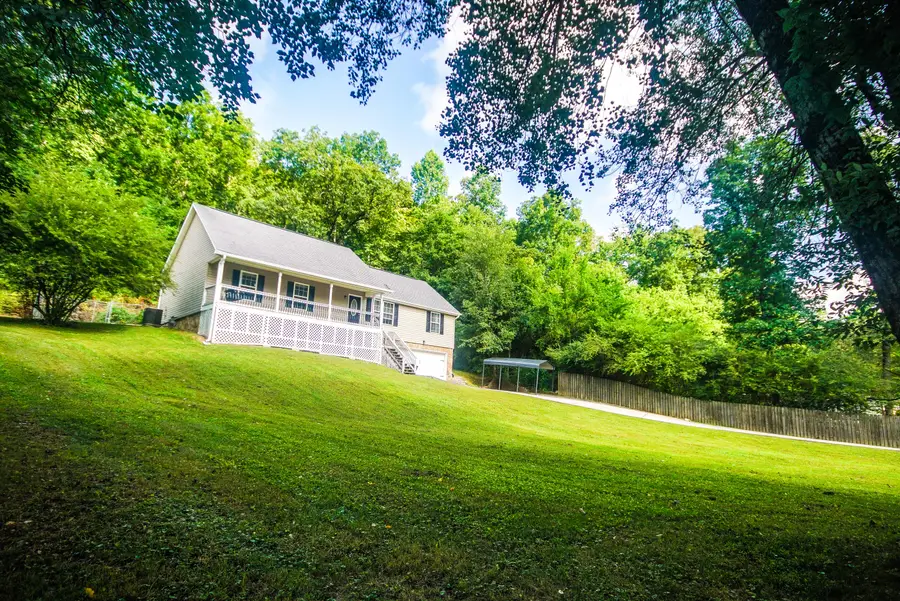10721 Dallas Hollow Road, Soddy Daisy, TN 37379 - #2