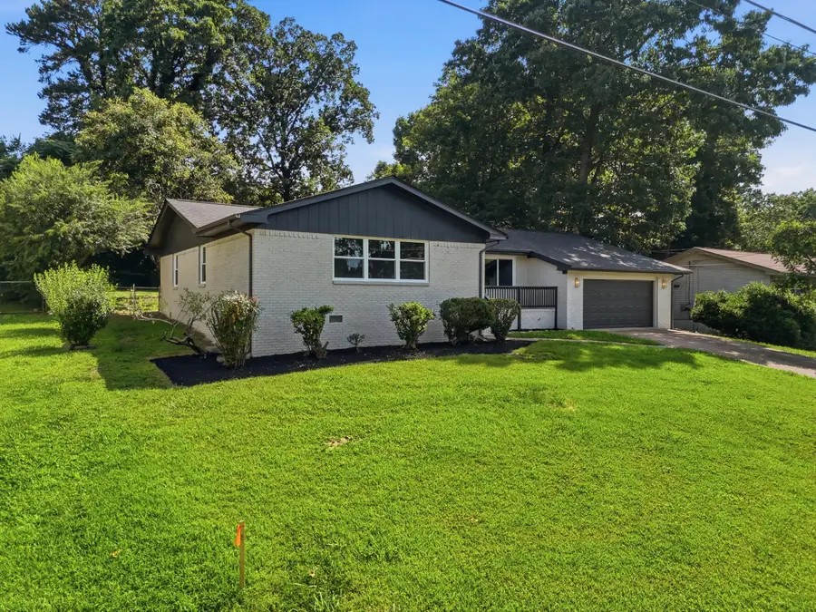 907 Wesley Drive, Hixson, TN 37343 - #2