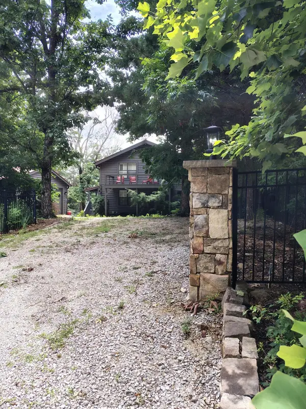 1841 Laurel Lake Drive, Monteagle, TN 37356