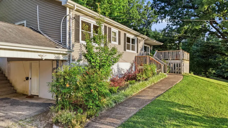 202 Woodbury Avenue, Chattanooga, TN 37415 - #3