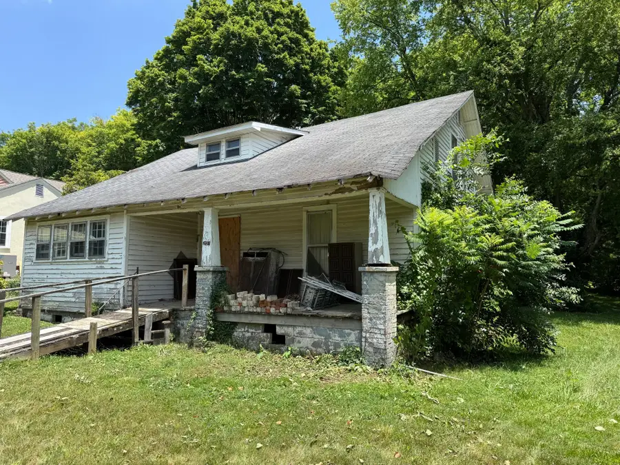 201 Rosedale Street, Athens, TN 37303 - #2