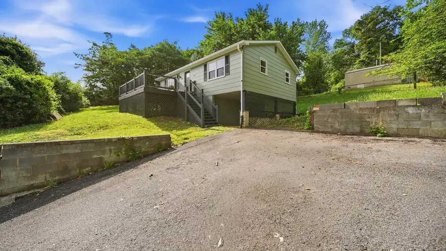 11635 Hixson Pike, Soddy Daisy, TN 37379 - #3