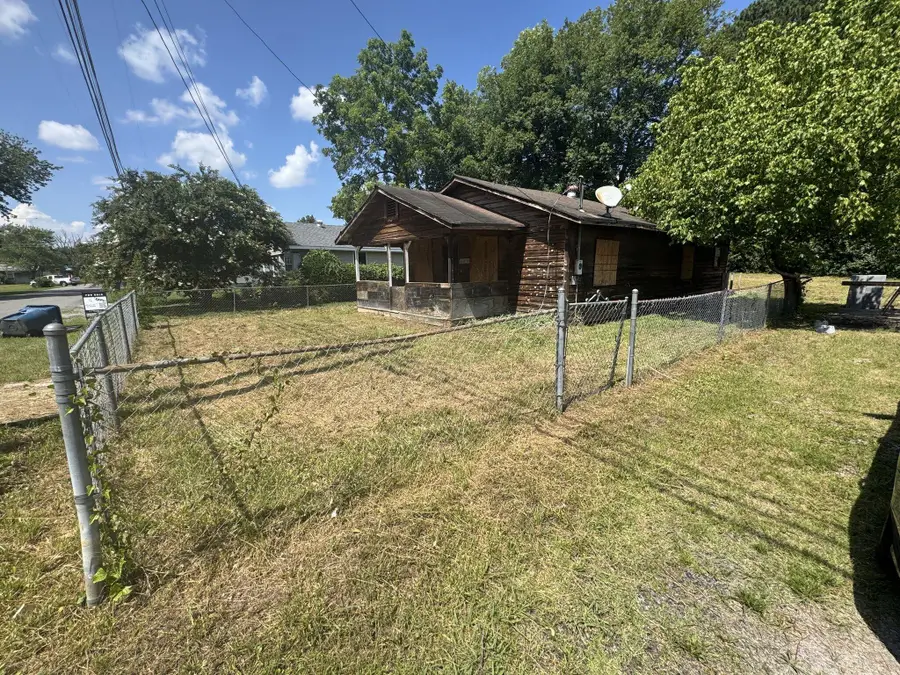 808 Indian Avenue, Rossville, GA 30741 - #2