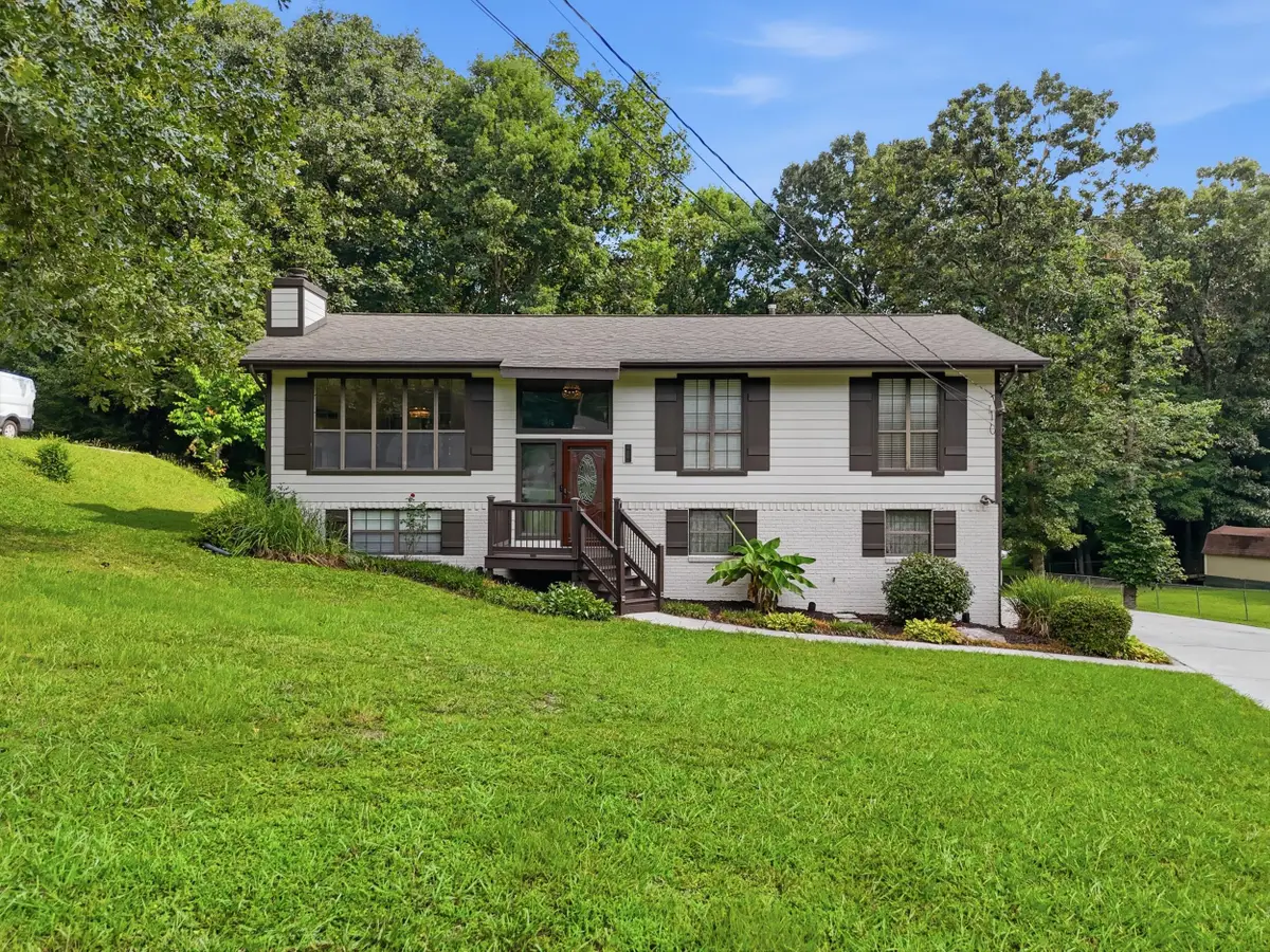 5033 Hunter Village Drive, Ooltewah, TN 37363 - #1