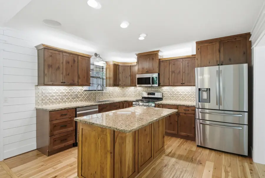 5033 Hunter Village Drive, Ooltewah, TN 37363 - #3