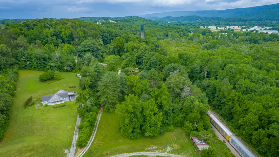 9059 Daisy Dallas Road, Soddy Daisy, TN 37379 - #3