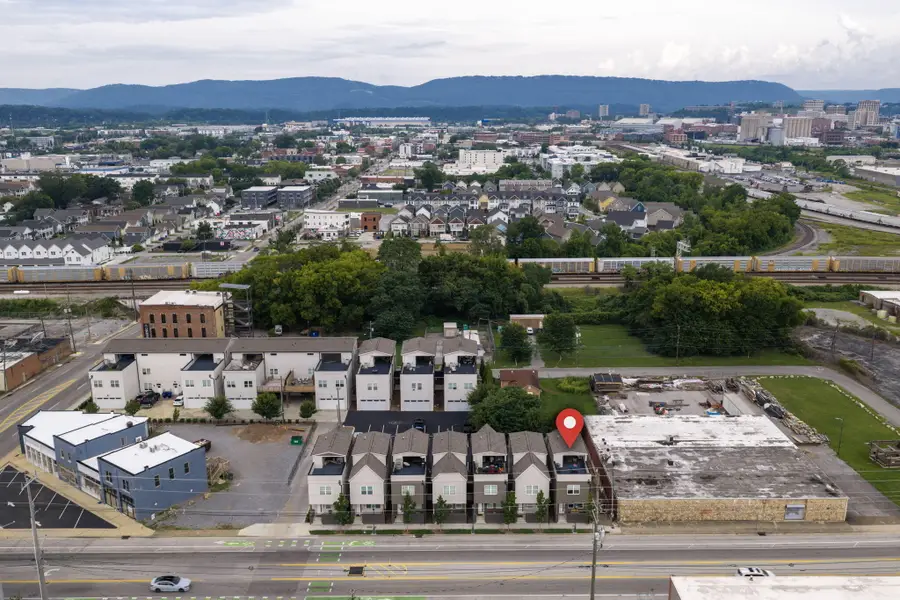 1325 Central Avenue, Chattanooga, TN 37408 - #2