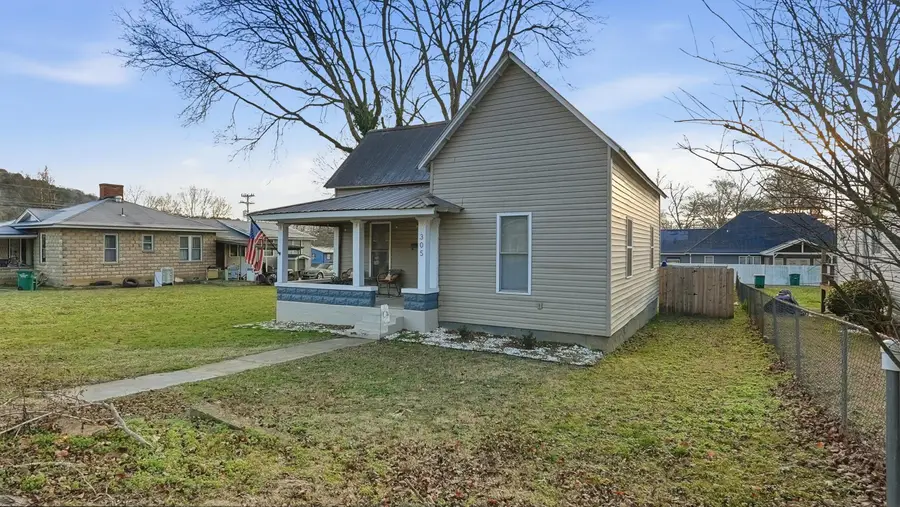 305 Pine Avenue, South Pittsburg, TN 37380 - #2