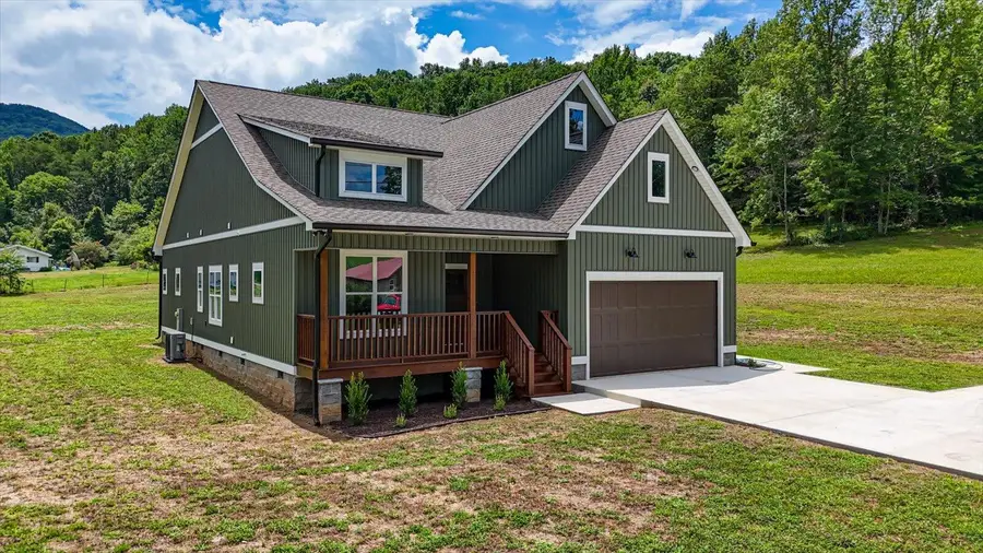 8880 Griffith Highway, Whitwell, TN 37397 - #2