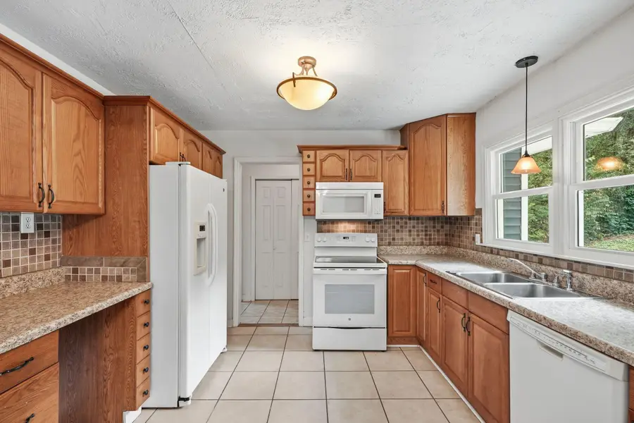 3703 Thrushwood Drive, Chattanooga, TN 37415 - #2