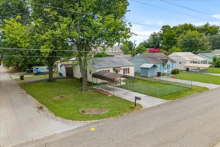 569 Monroe Street, Madisonville, TN 37354 - #3