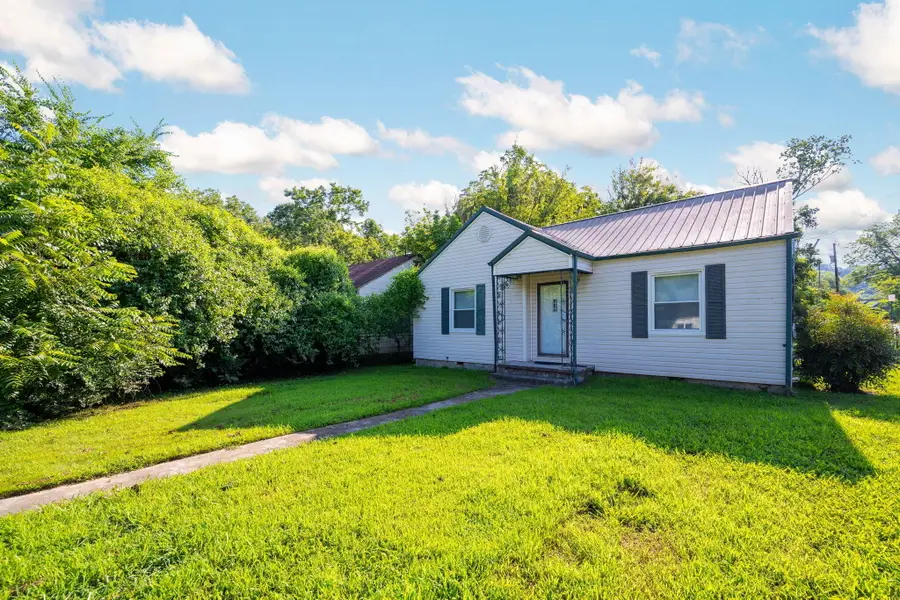 1112 Lee Avenue, Rossville, GA 30741 - #2