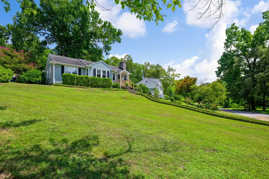 316 Oriole Drive, Chattanooga, TN 37411 - #2