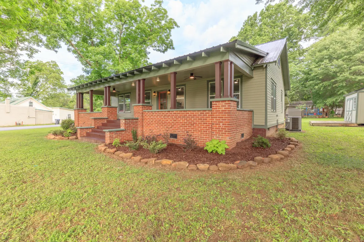 912 S Chattanooga Street, Lafayette, GA 30728 - #1