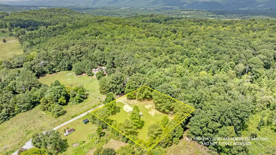 240 Sundance Drive, Evensville, TN 37332 - #2