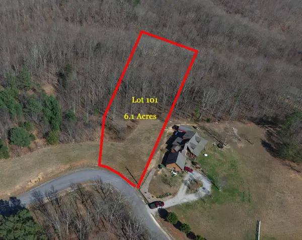 101 Falling Cliff #101, South Pittsburg, TN 37380