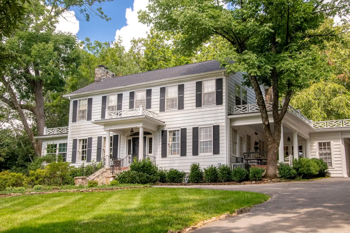 410 N Bragg Avenue, Lookout Mountain, TN 37350 - #1