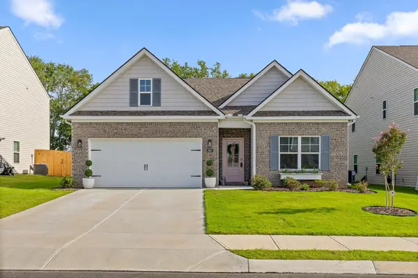 5697 Prickly Loop, Ooltewah, TN 37363