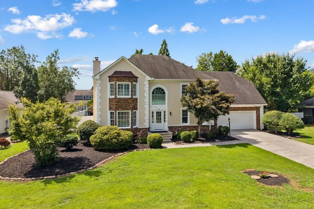 2001 Kingsridge Drive, Dalton, GA 30720 - #1
