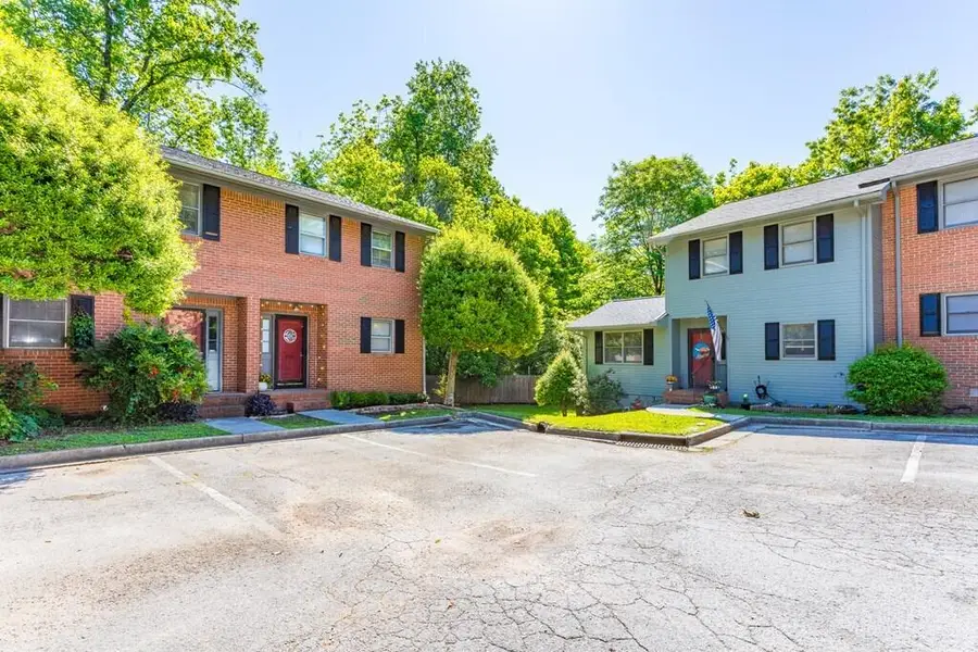 1900 Meadowbrook Circle Nw, Dalton, GA 30720 - #2