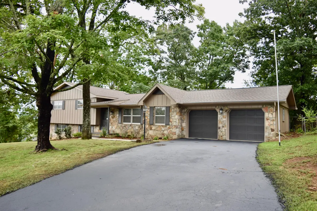 1324 Clearpoint Drive, Hixson, TN 37343 - #1