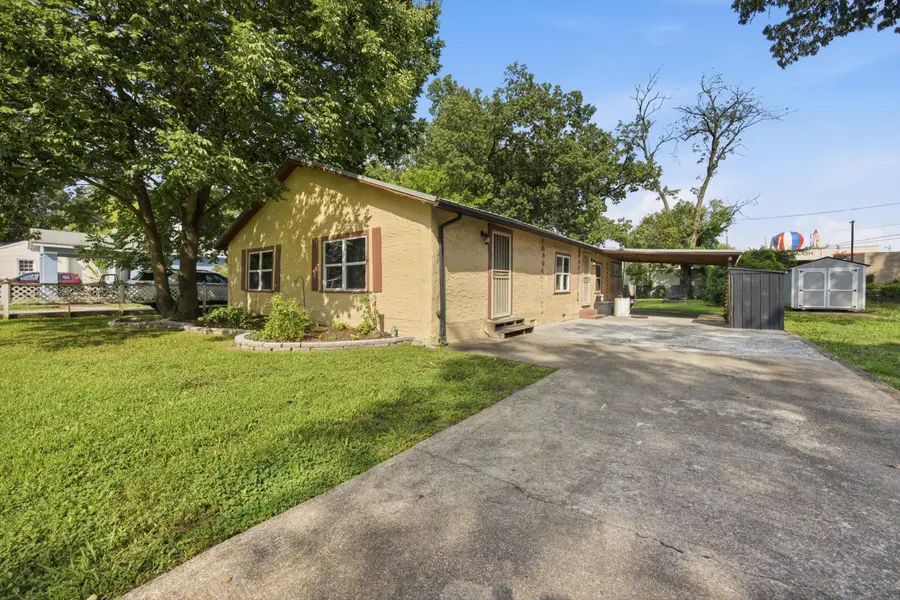 206 Maplewood Avenue, Chattanooga, TN 37411 - #3