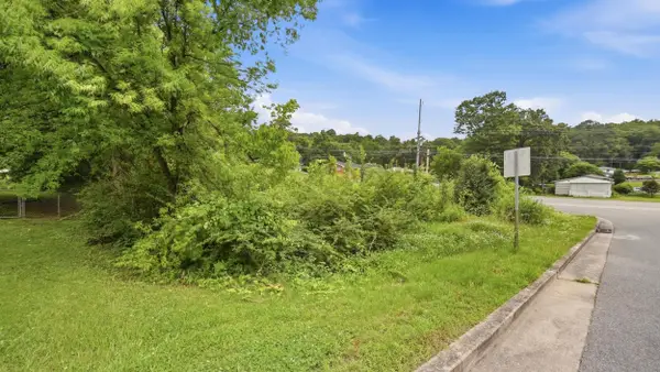 3700 Forest Highland Drive, Chattanooga, TN 37415