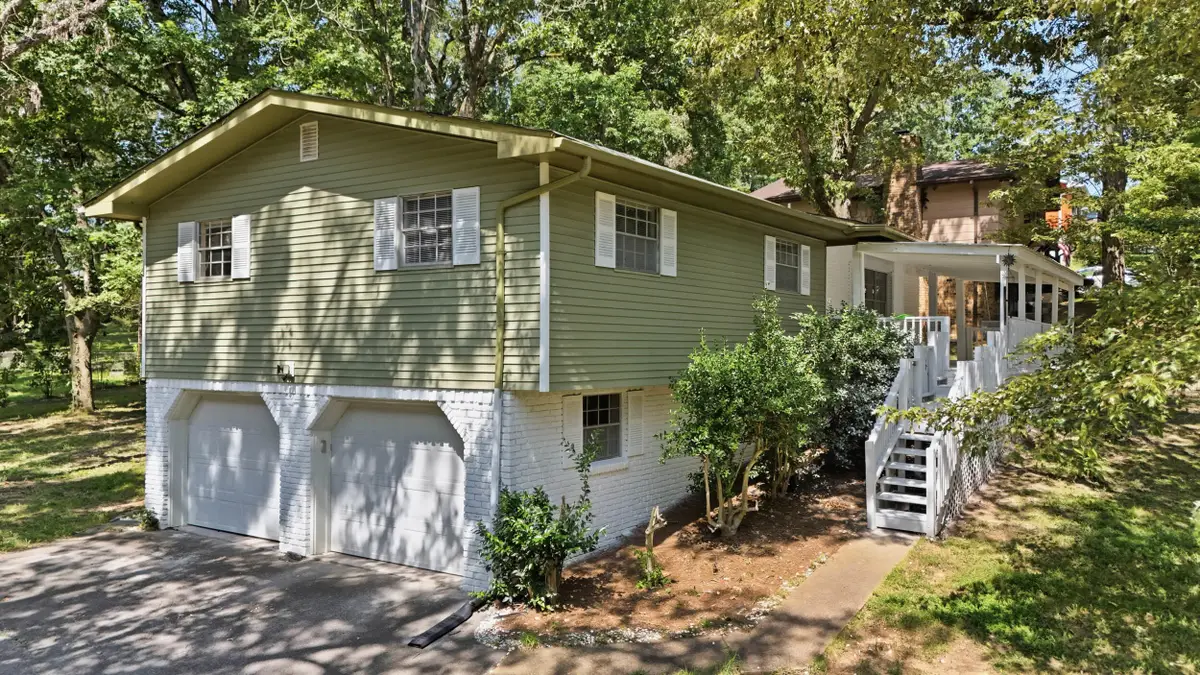 1300 Highcrest Drive, Hixson, TN 37343 - #1