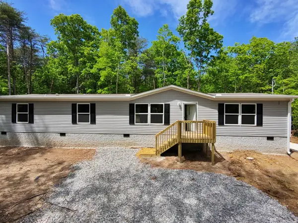 321 Lakeside Drive, Graysville, TN 37338