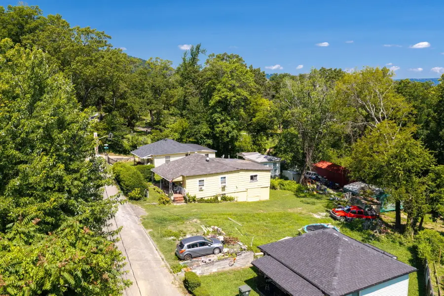 809 W 44th Street, Chattanooga, TN 37410 - #3