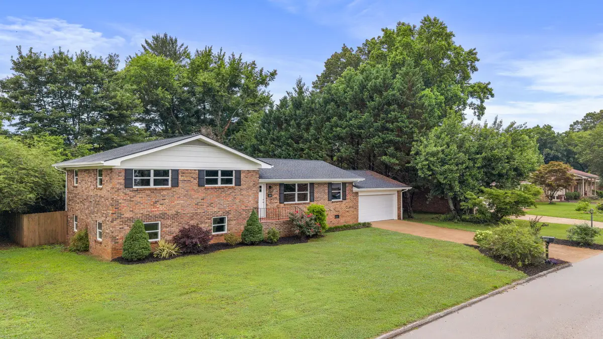 2307 Brookhaven Circle, Chattanooga, TN 37421 - #1