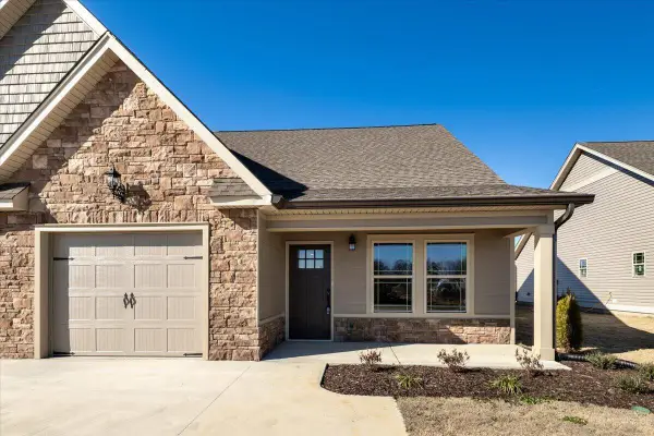 135 Sunset Cove Drive #32b, Rossville, GA 30741