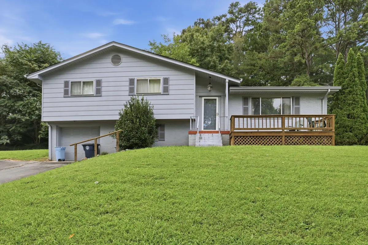 1127 Hillsboro Drive, Chattanooga, TN 37412 - #1