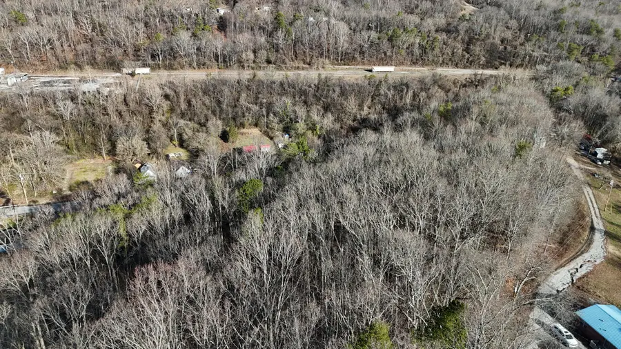 822 W Bates Street, Rockwood, TN 37854 - #3