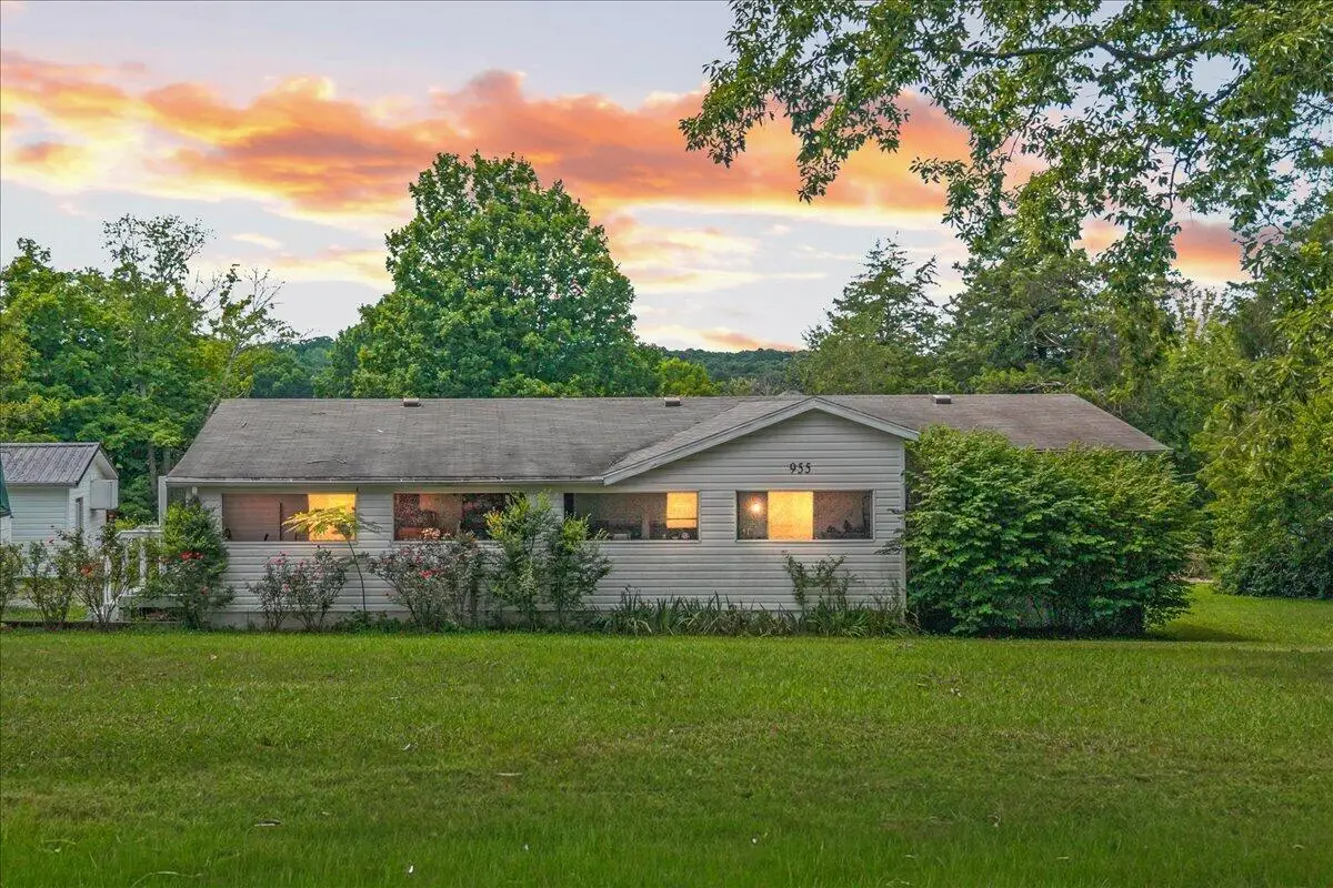 955 N Main Street, Decatur, TN 37322 - #1