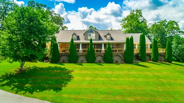 479 Cooper Road, Tunnel Hill, GA 30755