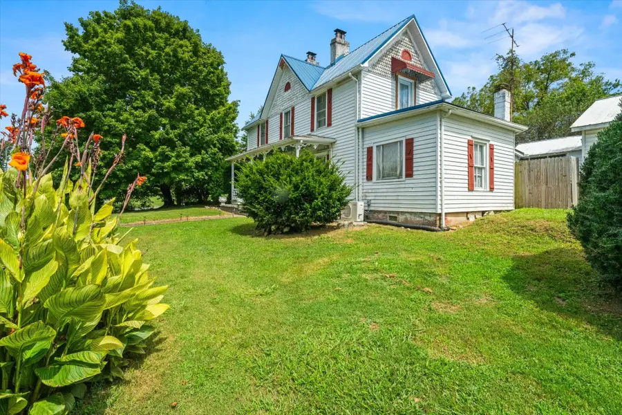 3211 Old Newport Highway, Sevierville, TN 37876 - #3