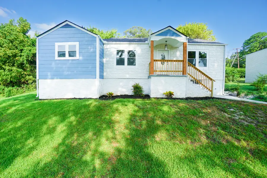 1121 Orangewood Avenue, Chattanooga, TN 37404 - #2