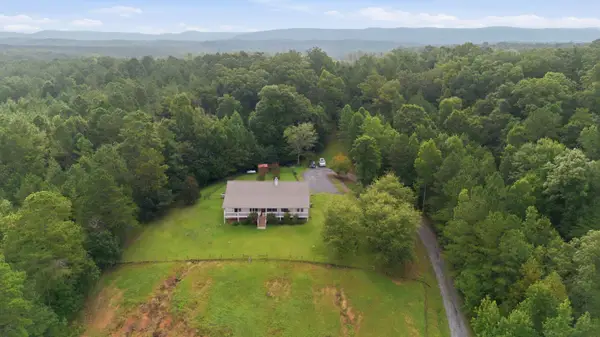 557 Waterford Lane, Rocky Face, GA 30740