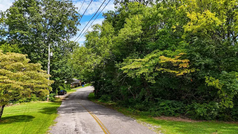 5064 Hunter Trail, Hixson, TN 37343 - #3