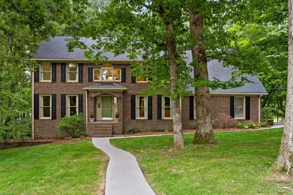 31 Mountain Cove Road, Signal Mountain, TN 37377