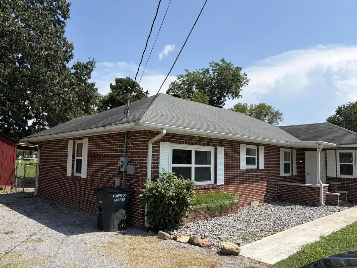 202 Magnolia Avenue, Jasper, TN 37347 - #1