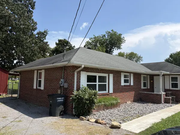 202 Magnolia Avenue, Jasper, TN 37347