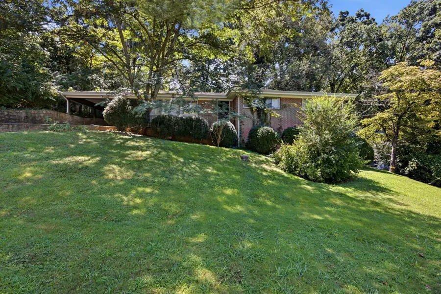 1905 Hixson Pike, Chattanooga, TN 37405 - #2