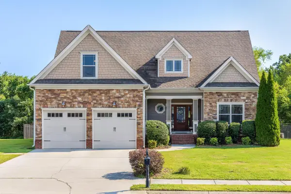 8859 Seven Lakes Drive, Ooltewah, TN 37363